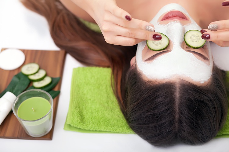 natural-eye-products-cucumber-eyes